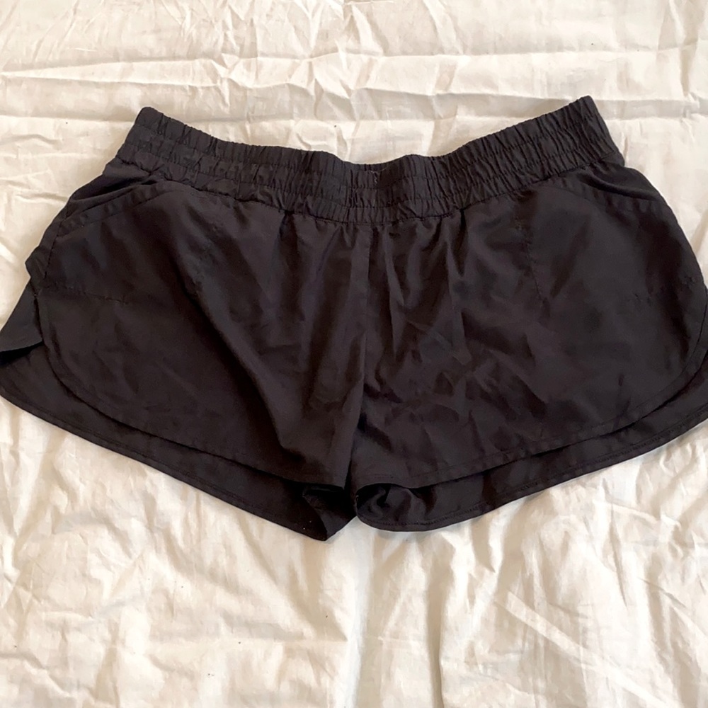 Medium running shorts